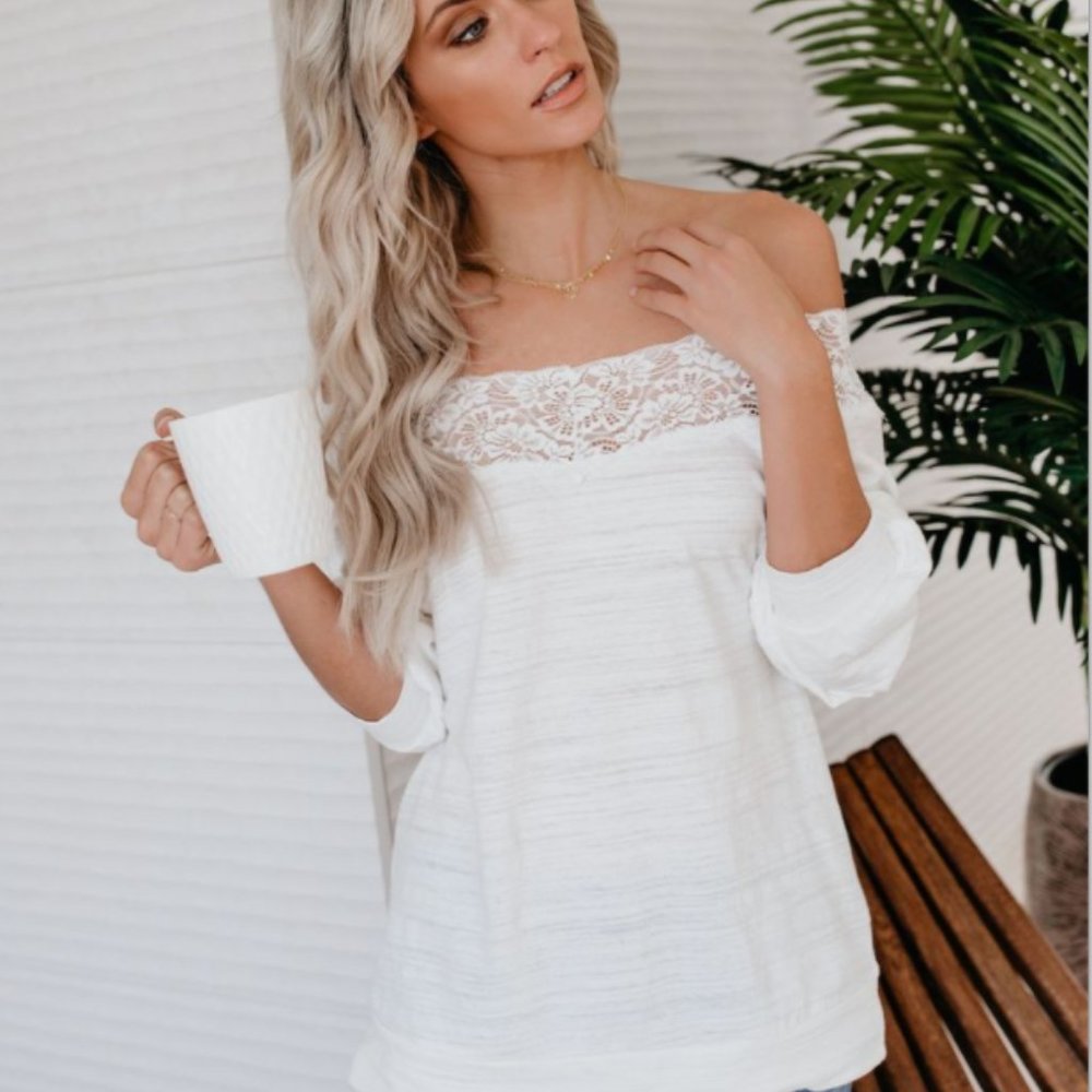 VICI Collection Off the Shoulder Top